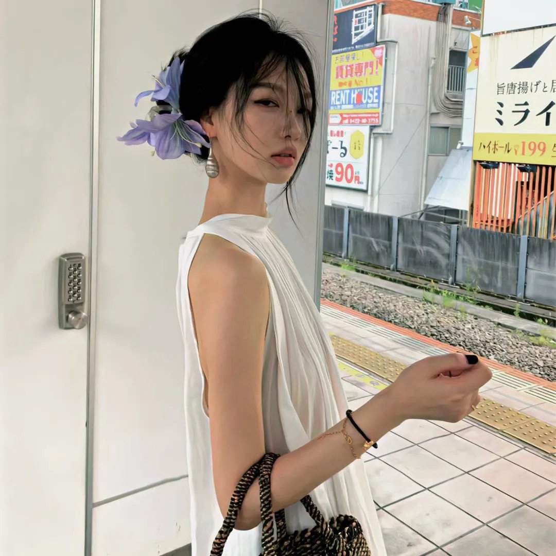 妮可睡不著